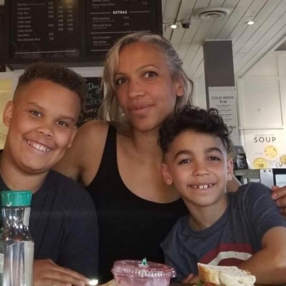 Meet your Posher, Anna - Picture 1 of 1